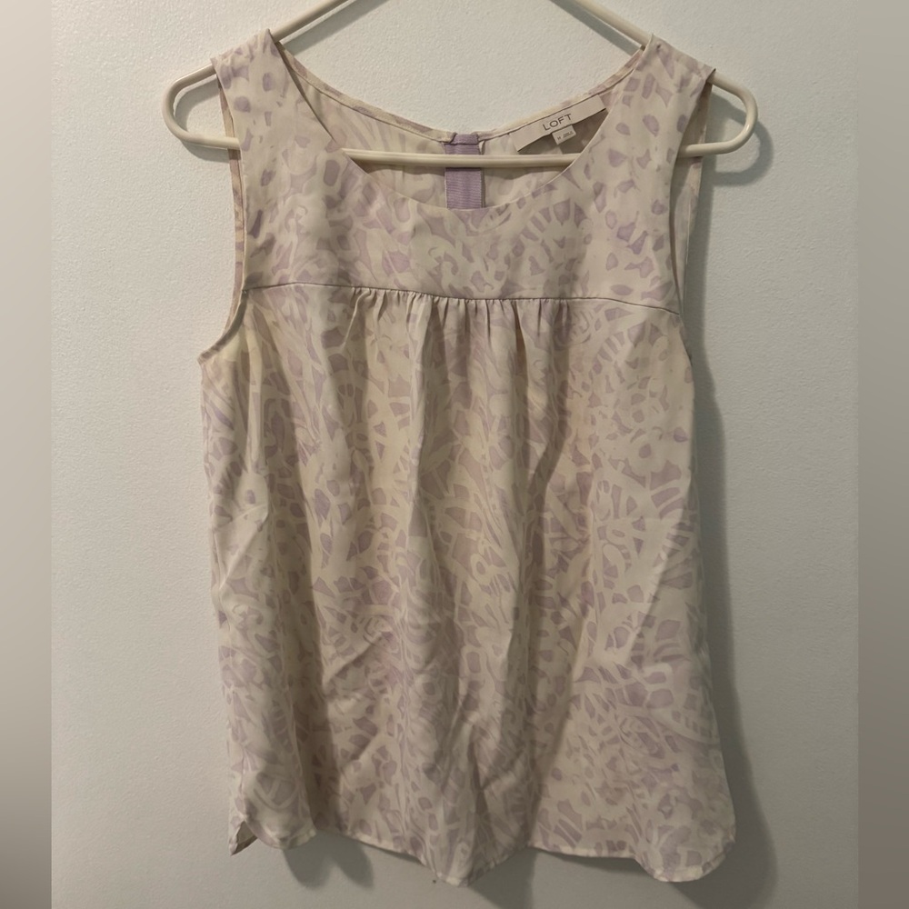LOFT Women's Cream and Lavender Patterned Blouse